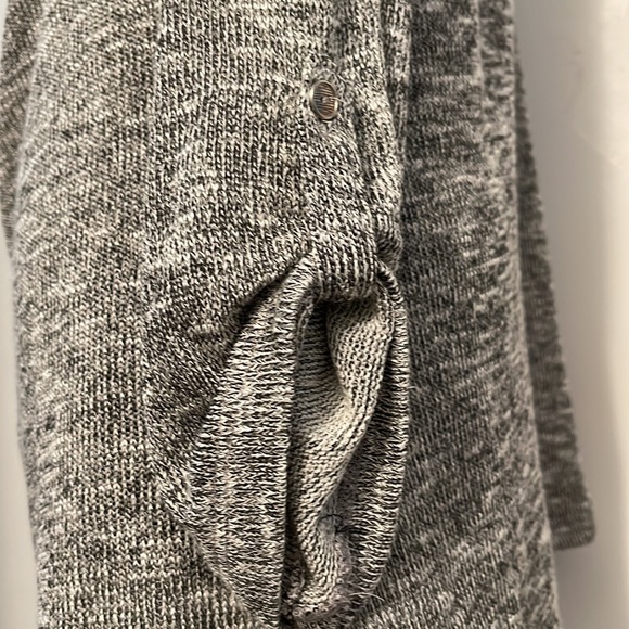 AB STUDIO textured sweater over black cami NWT (23G7C86) - Picture 4 of 14